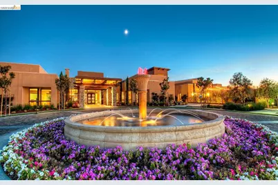 2002 Tempranillo Ln, Brentwood, CA 94513 - Photo 38
