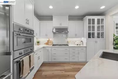 2410 Robinson Cir, Livermore, CA 94550 - Photo 10