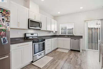 1385 Matlack St, Lincoln, CA 95648 - Photo 8