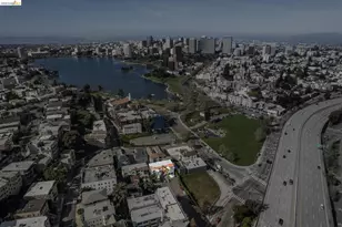 47 Excelsior Ct, Oakland, CA 94610 - Photo 38