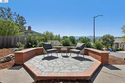 44 Lariat Ct, Walnut Creek, CA 94596 - Photo 4