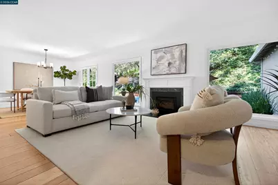 27 Glorietta Ct, Orinda, CA 94563 - Photo 2