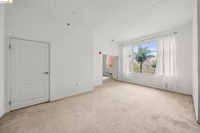 5855 Horton Street #613, Emeryville, CA 94608 - Photo 4
