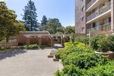 1 Kelton Ct #2D, Oakland, CA 94611 - Photo 28