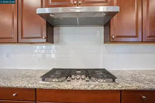 9229 Thimbleberry Dr, Sacramento, CA 95829 - Photo 6