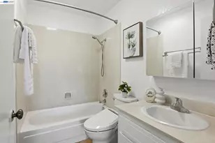 410 Puerto Pl, Hayward, CA 94541 - Photo 20