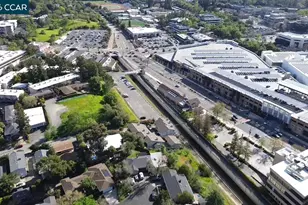 22 Holcomb Ct, Walnut Creek, CA 94596 - Photo 38