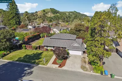 132 Whitethorne Dr, Moraga, CA 94556 - Photo 52