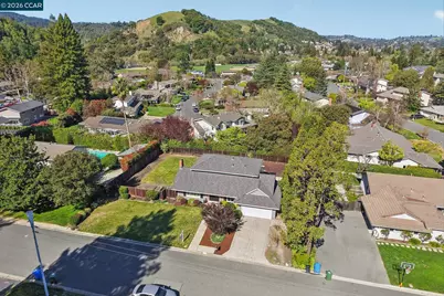 132 Whitethorne Dr, Moraga, CA 94556 - Photo 54