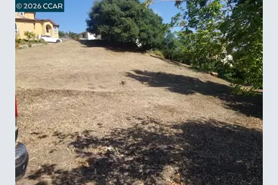 2525 Brandt St, Pinole, CA 94564 - Photo 2