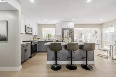 1394 Glacier Dr, Milpitas, CA 95035 - Photo 8