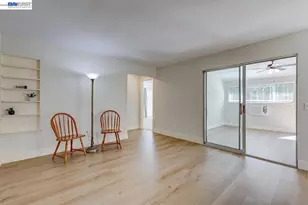 8524 Oak Harbour Ct, Fair Oaks, CA 95628 - Photo 18