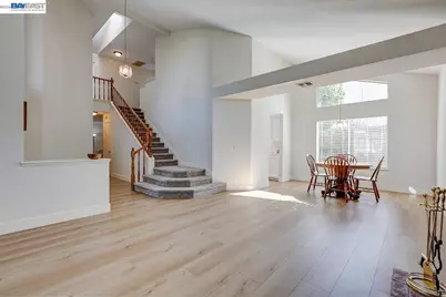 8524 Oak Harbour Ct, Fair Oaks, CA 95628 - Photo 6