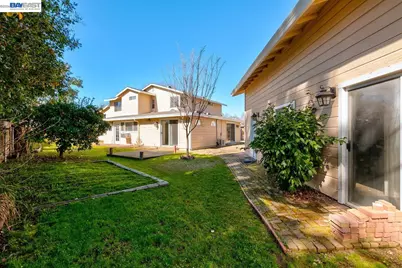 8524 Oak Harbour Ct, Fair Oaks, CA 95628 - Photo 46