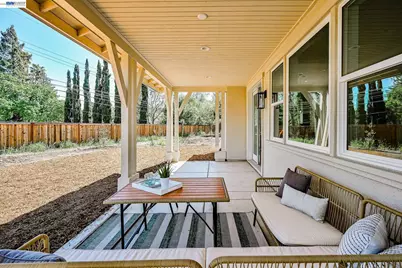 102 Providence Place, Pleasant Hill, CA 94523 - Photo 10