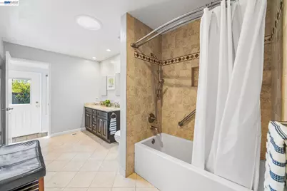 535 San Gabriel Ct, Pleasanton, CA 94566 - Photo 34