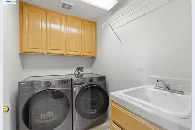 9740 Linnet Ct, Gilroy, CA 95020 - Photo 24