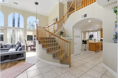 9740 Linnet Ct, Gilroy, CA 95020 - Photo 12