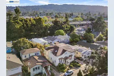 2550 Pleasant St, Oakland, CA 94602 - Photo 18