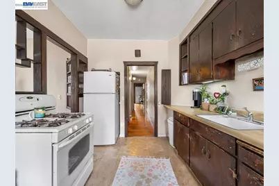 2550 Pleasant St, Oakland, CA 94602 - Photo 12