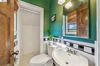 825 Lafayette St, Martinez, CA 94553 - Photo 36