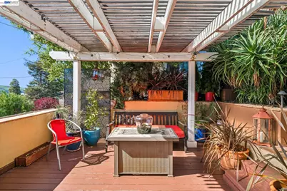 825 Lafayette St, Martinez, CA 94553 - Photo 10