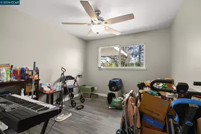 3922 Bayview Circle, Concord, CA 94520 - Photo 18