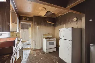 1610 52nd Ave, Oakland, CA 94601 - Photo 12