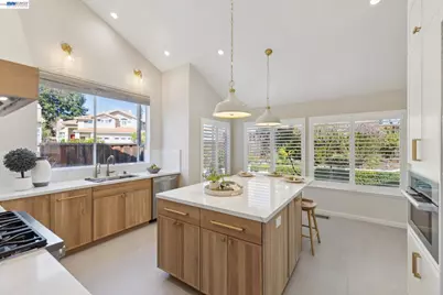 674 Crystal Ct, Pleasanton, CA 94566 - Photo 14