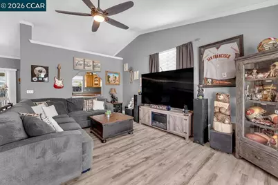 19388 Bonanza King Dr, Cottonwood, CA 96022 - Photo 8