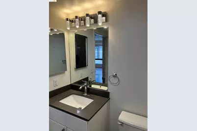 988 Franklin St #601, Oakland, CA 94607 - Photo 10