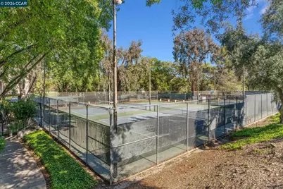 470 Civic Dr #413, Walnut Creek, CA 94596 - Photo 32