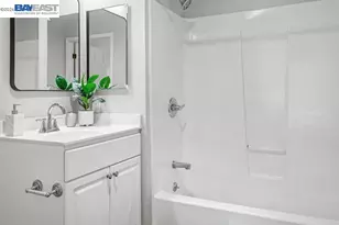 401 Norfolk St, San Mateo, CA 94401 - Photo 22