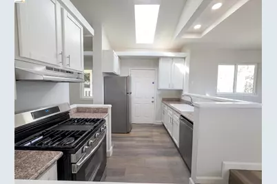 2291 Yale St, Martinez, CA 94553 - Photo 2