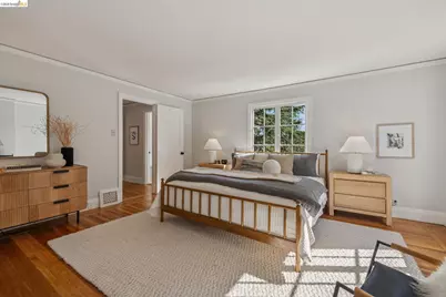 900 Rosemount Rd, Oakland, CA 94610 - Photo 44