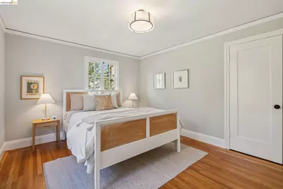 900 Rosemount Rd, Oakland, CA 94610 - Photo 50