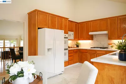 2235 Skyline Dr, Milpitas, CA 95035 - Photo 6