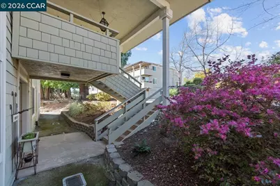2100 Skycrest Dr #12, Walnut Creek, CA 94595 - Photo 4