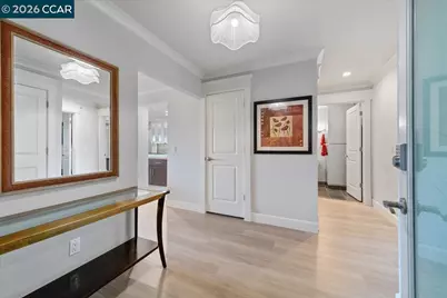 2100 Skycrest Dr #12, Walnut Creek, CA 94595 - Photo 6
