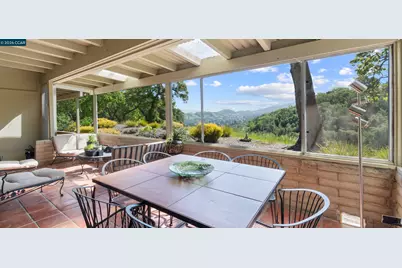 2100 Skycrest Dr #12, Walnut Creek, CA 94595 - Photo 1