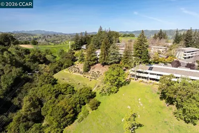 2100 Skycrest Dr #12, Walnut Creek, CA 94595 - Photo 50