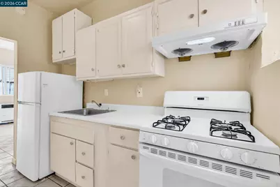 2150 35th Ave, Oakland, CA 94601 - Photo 20