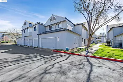 210 Sunspring Ct, Pleasant Hill, CA 94523 - Photo 2