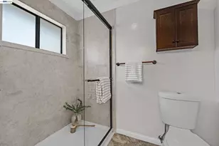 210 Sunspring Ct, Pleasant Hill, CA 94523 - Photo 30