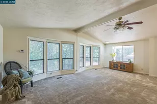 10207 Timberland Dr, Grass Valley, CA 95949 - Photo 14