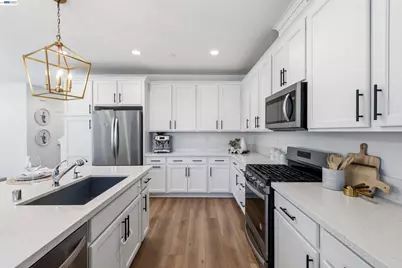 5509 Holly Bay Ave, Dublin, CA 94568 - Photo 4