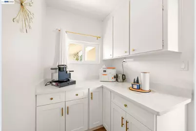 35290 Farnham Dr, Newark, CA 94560 - Photo 24