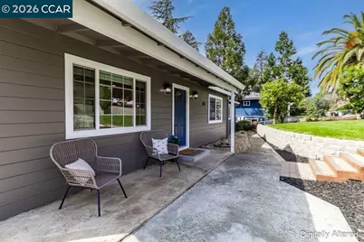 2472 Monterey Ave, Martinez, CA 94553 - Photo 4