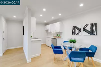 1465 Marchbanks Dr #4, Walnut Creek, CA 94598 - Photo 8