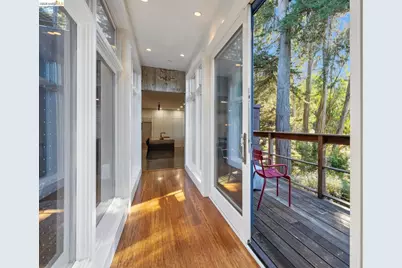 8210 Skyline Blvd, Oakland, CA 94611 - Photo 20